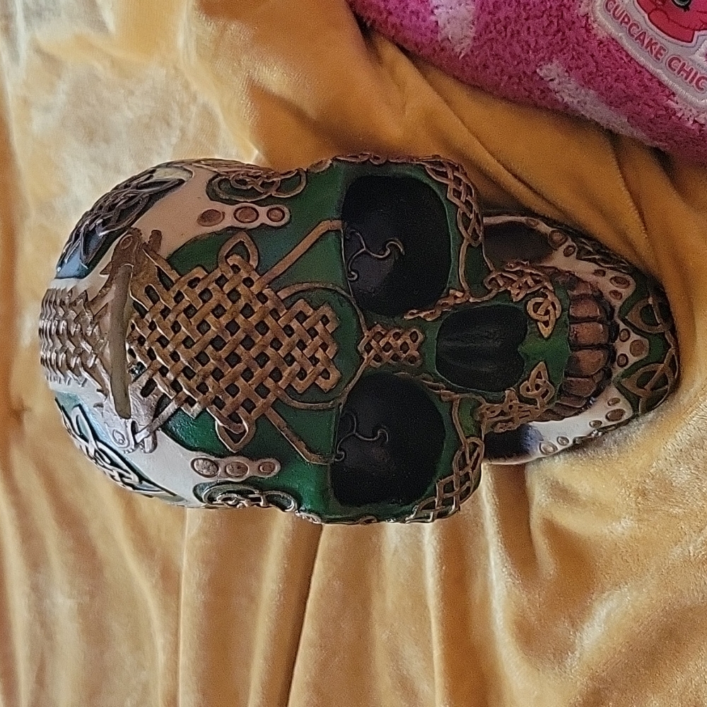 Carved Ceramic Skull with Celtic Designs - Picture 3 of 5